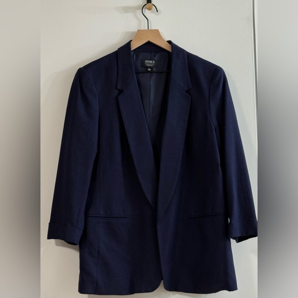 Jones New York navy blazer size L Large